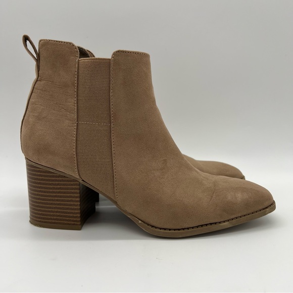 Style & Co. Shoes - STYLE & CO Aloraaf Taupe Ankle Booties Size 9M